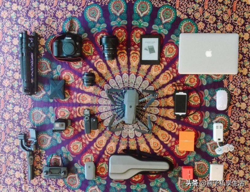 环游世界夫妻赚了十个亿,情侣环游世界视频