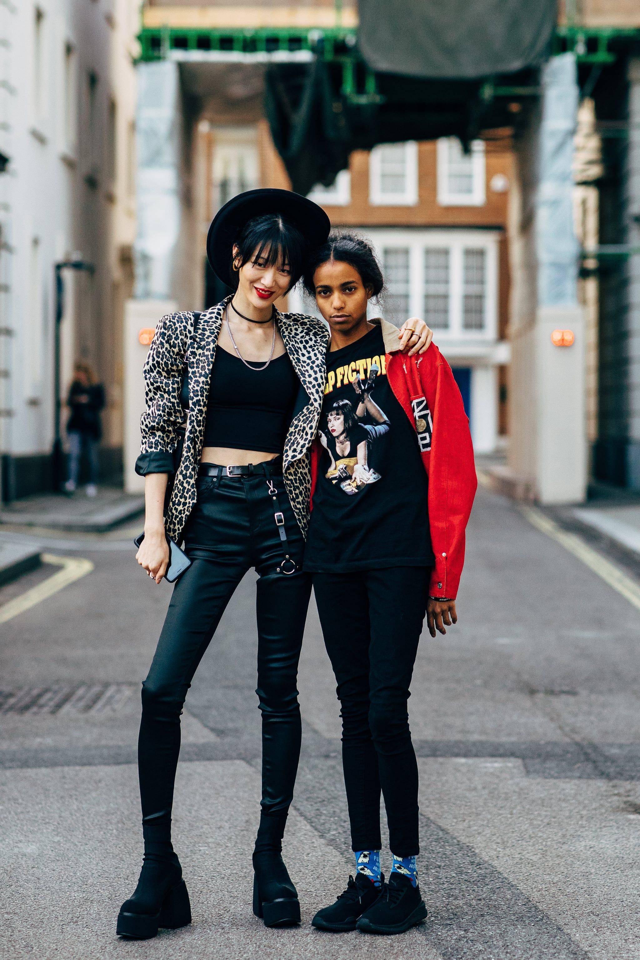 蒙上粉色豹纹滤镜的VANS，甜skr人！