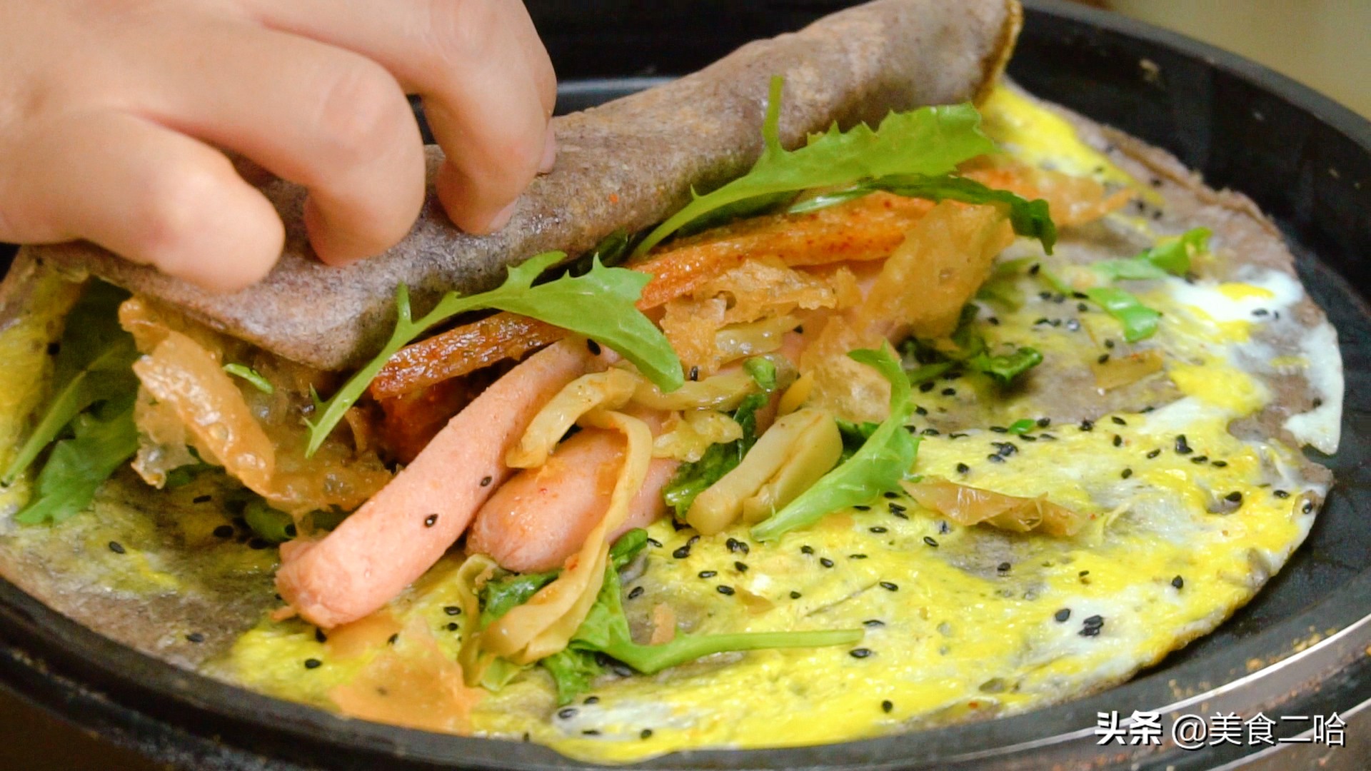 煎饼果子面糊家常做法最佳配方,煎饼果子怎么配面糊做出来软