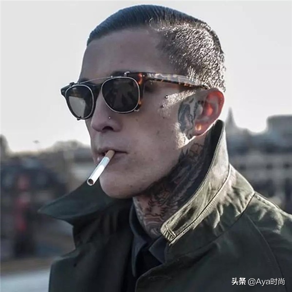 夏天眼镜哪种好看,适合夏天的清新眼镜