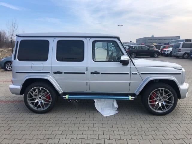 新款柴油奔驰大g落地多少钱,奔驰g三门短轴最新版本售价