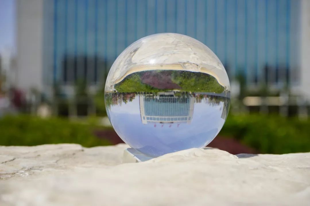 微视角|于玻璃球中赏魅力长大!