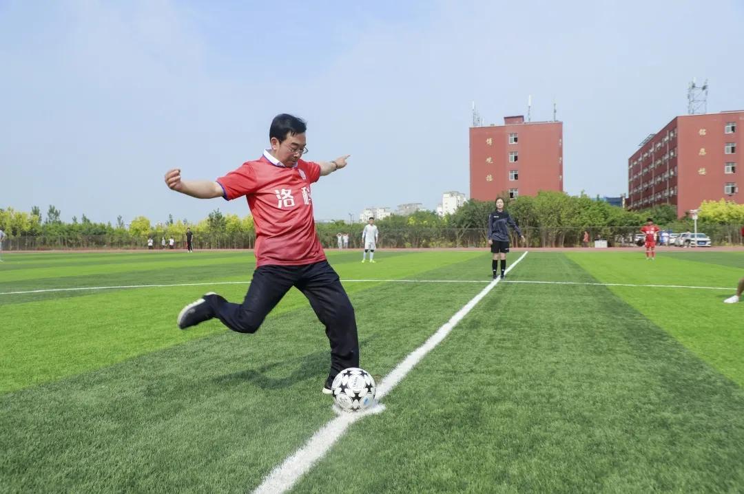 庆祝建党十周年校园艺术节手绘,建党100周年艺术节各个校园展演
