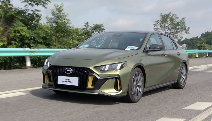 传祺影豹运动版深度测评,传祺影豹j15和j16有什么区别