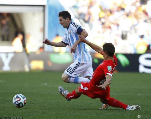 球场最强过人视频,球场最秀的动作