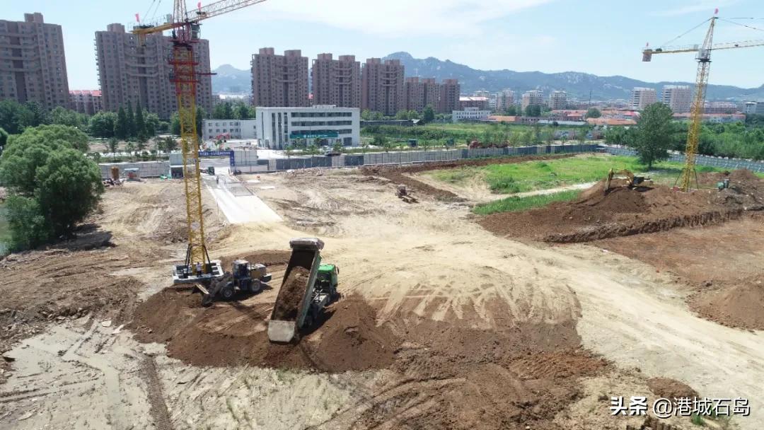 石岛口碑最好的学校,石岛凤凰湖学校