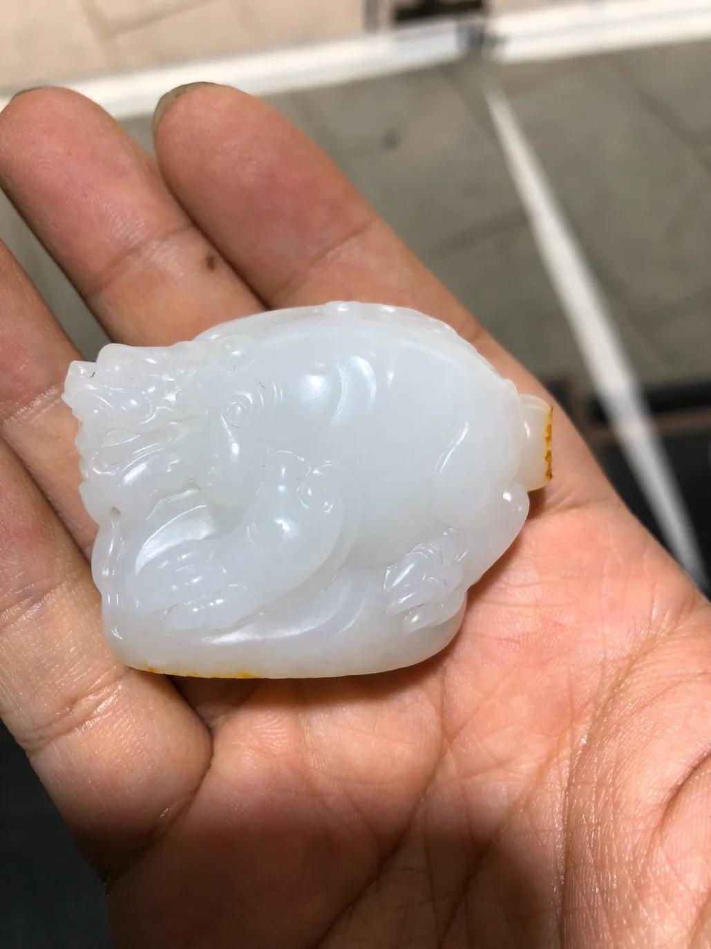 和田玉籽料首选是细度还是油性,和田玉籽料盘了一个月没有油性