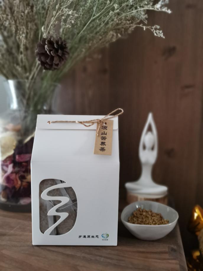 凉山乡遁商贸有限公司董事长马玲