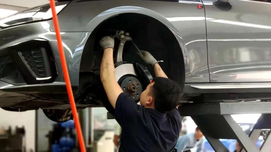 奥迪s4avant,奥迪s44.2