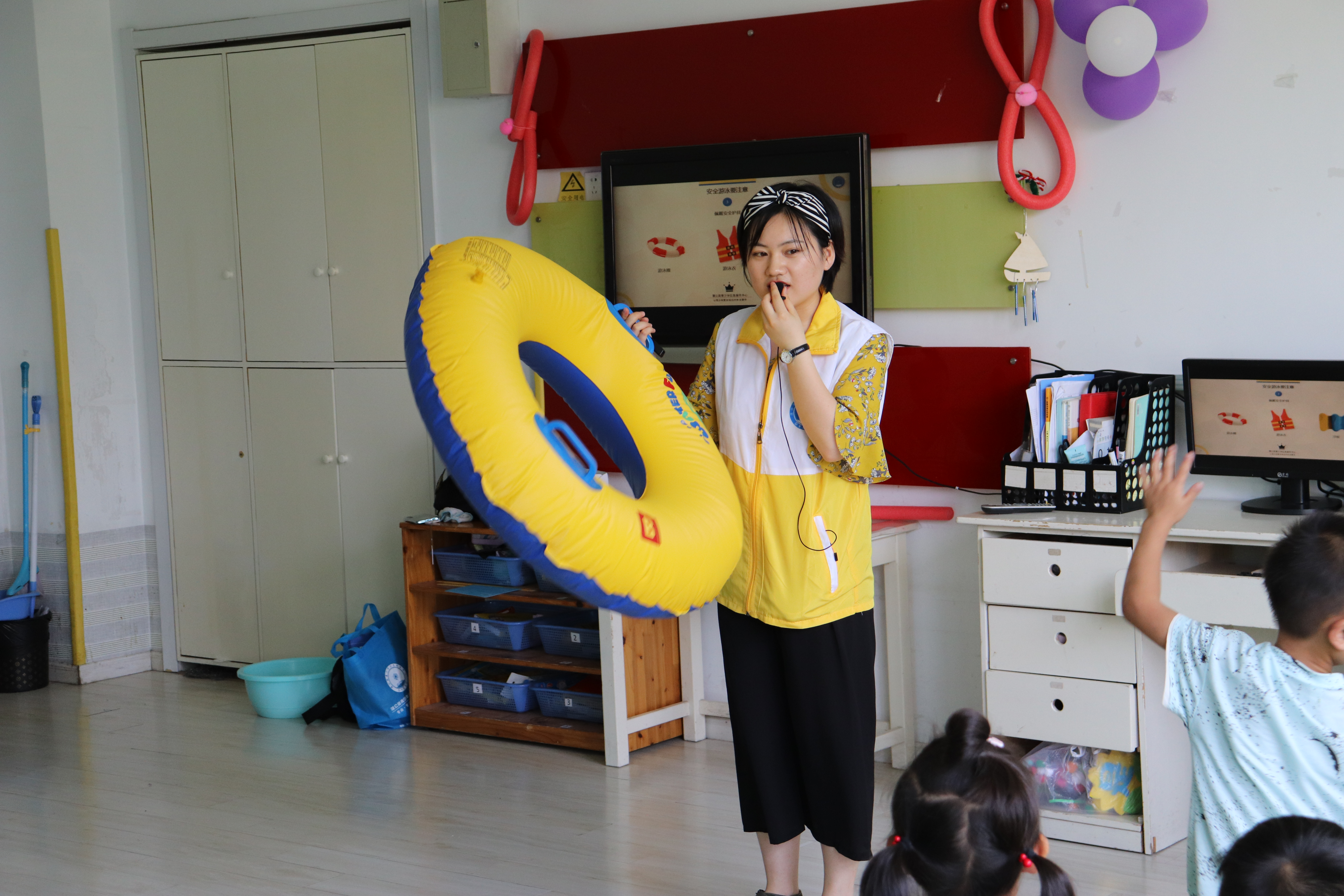 幼儿园防溺水自救施救培训,防溺水小课堂幼儿园