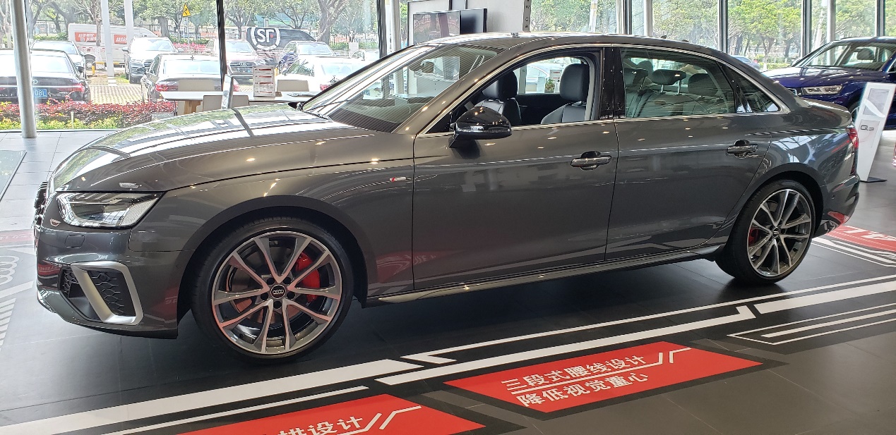 探访奥迪4s店奥迪a3多少钱,参观奥迪4s店