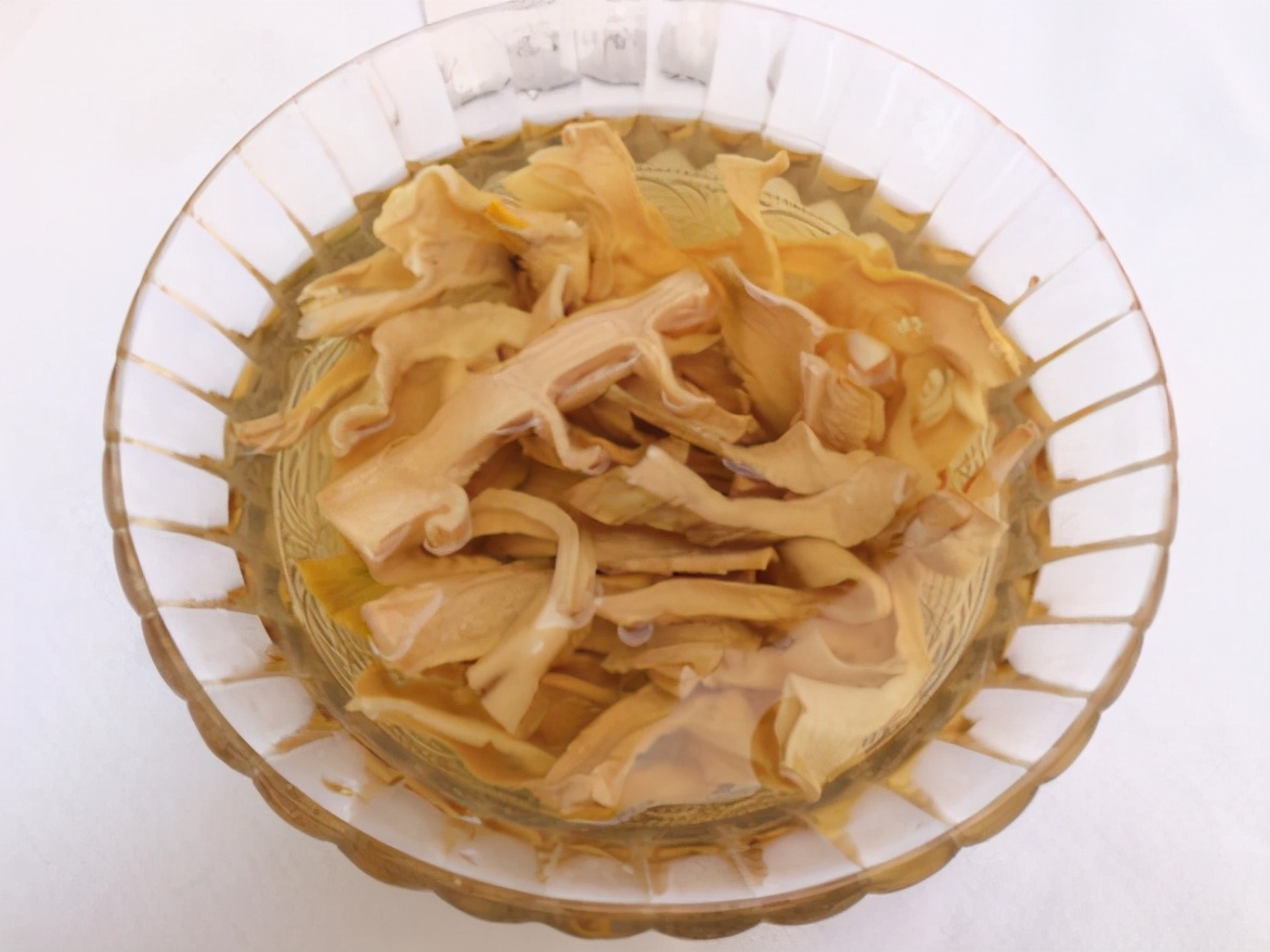 晒笋干要不要烫水,烘笋干要多少度才不会发黑