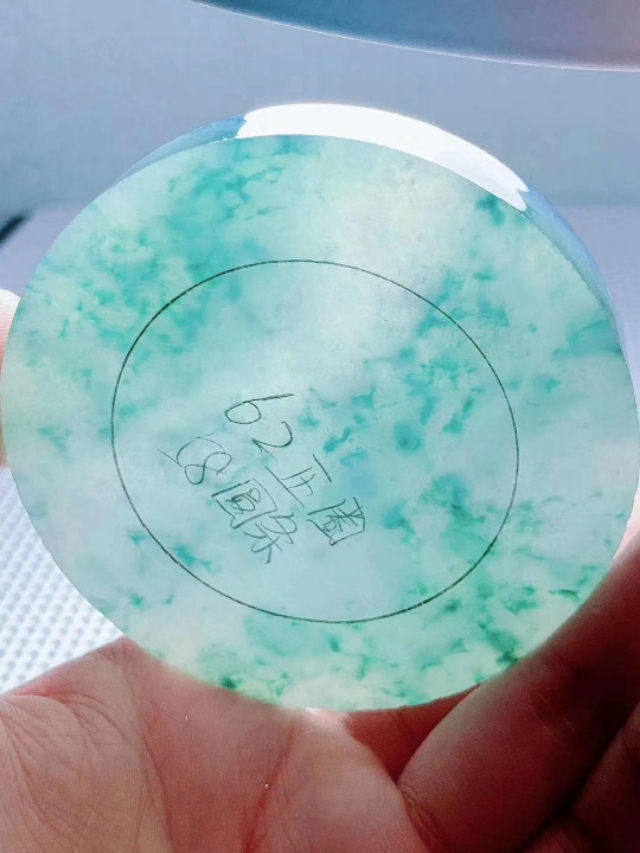 高冰飘花手镯有假的吗,高冰飘花手镯效果图