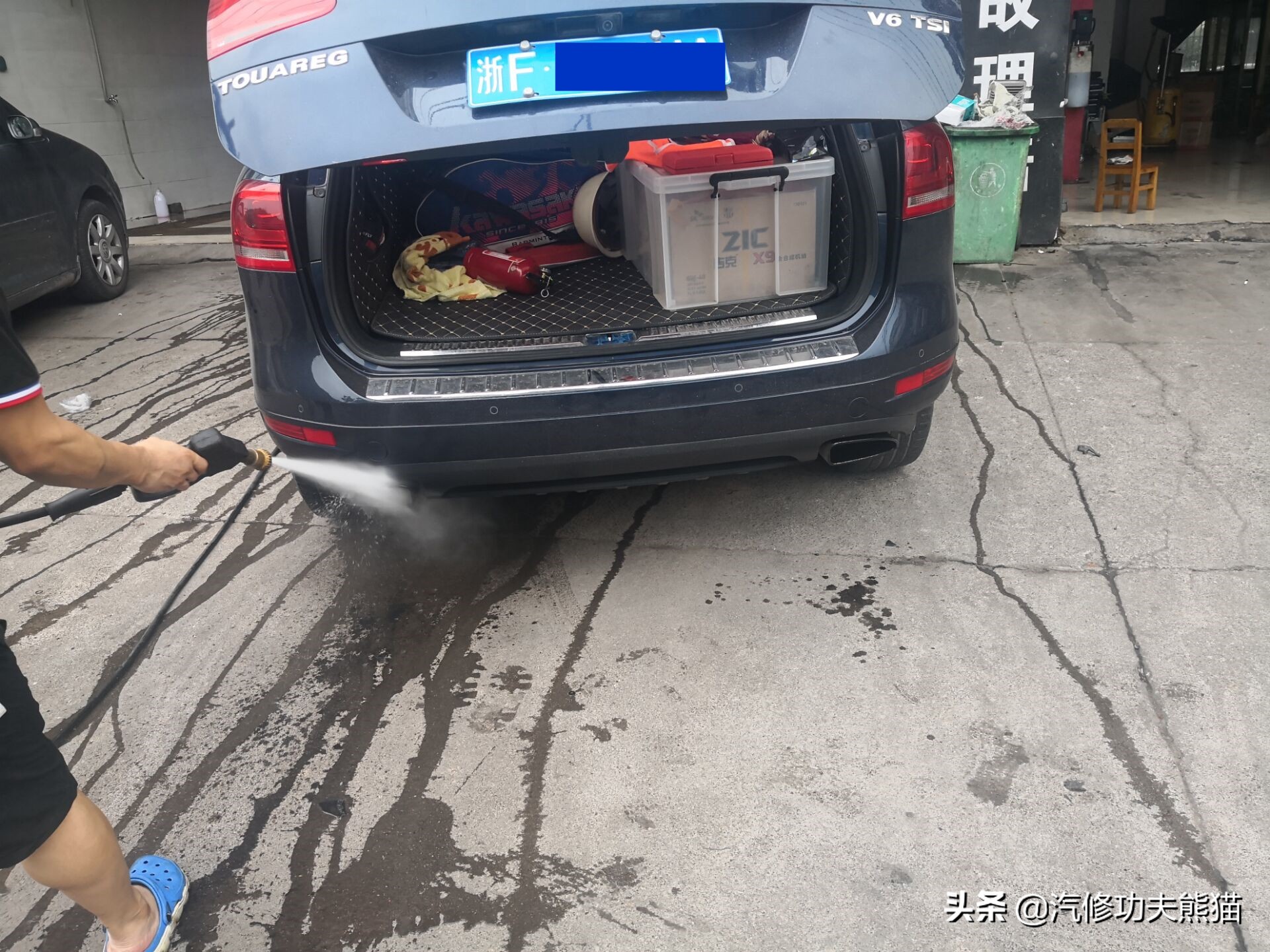 能拉动波音747的大众神车途锐烧机油治理，修完了又可以拉飞机了