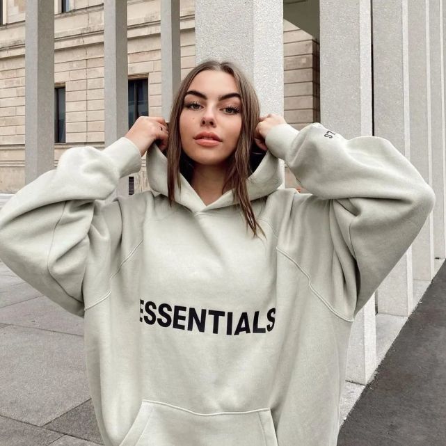 yeezygap联名在哪发售,yeezyxgapxbalenciaga三方联名款棉服