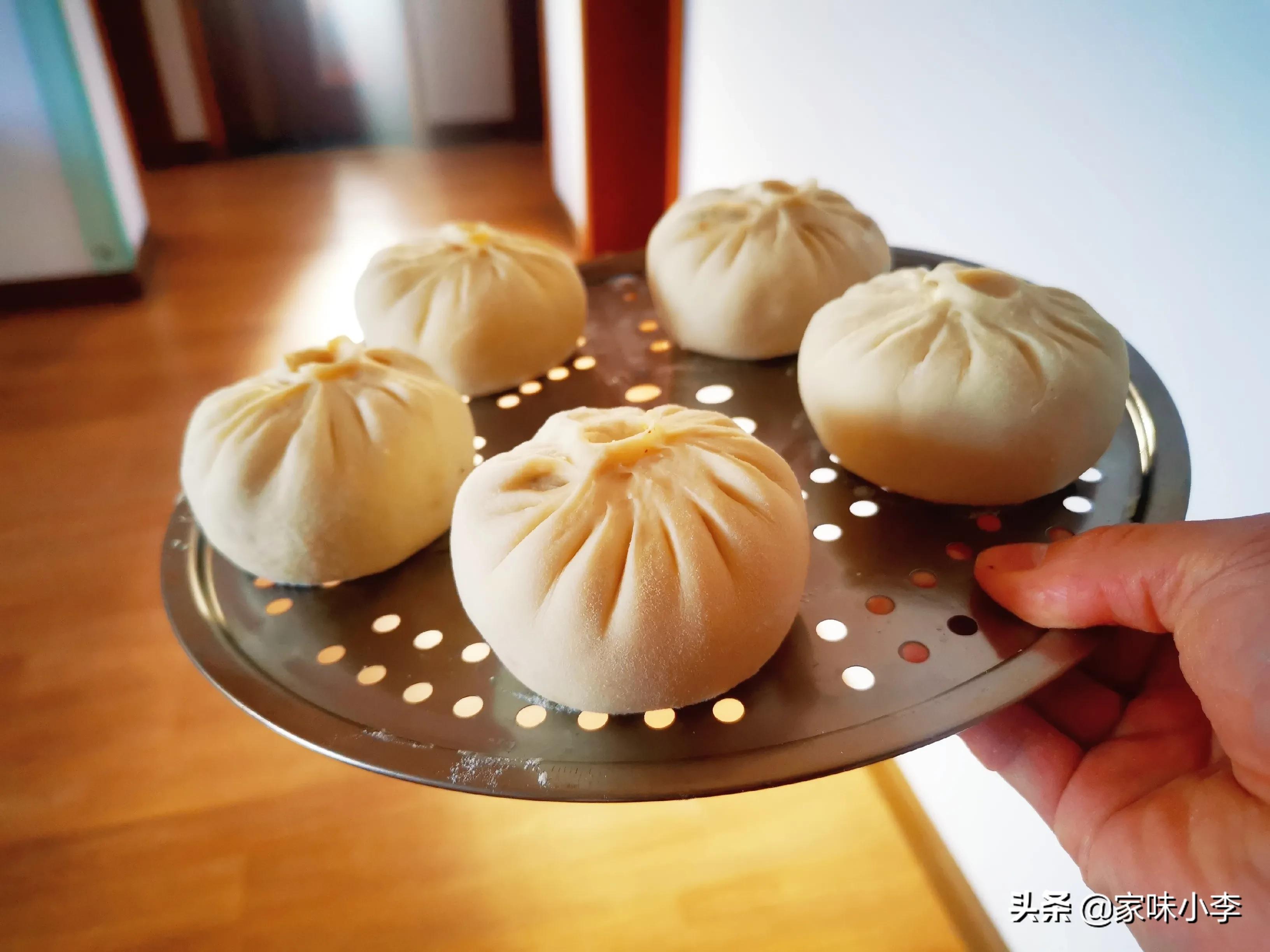 冷冻包子生坯是冷水蒸还是开水蒸,蒸包子时怎么才能让包子蓬松好吃