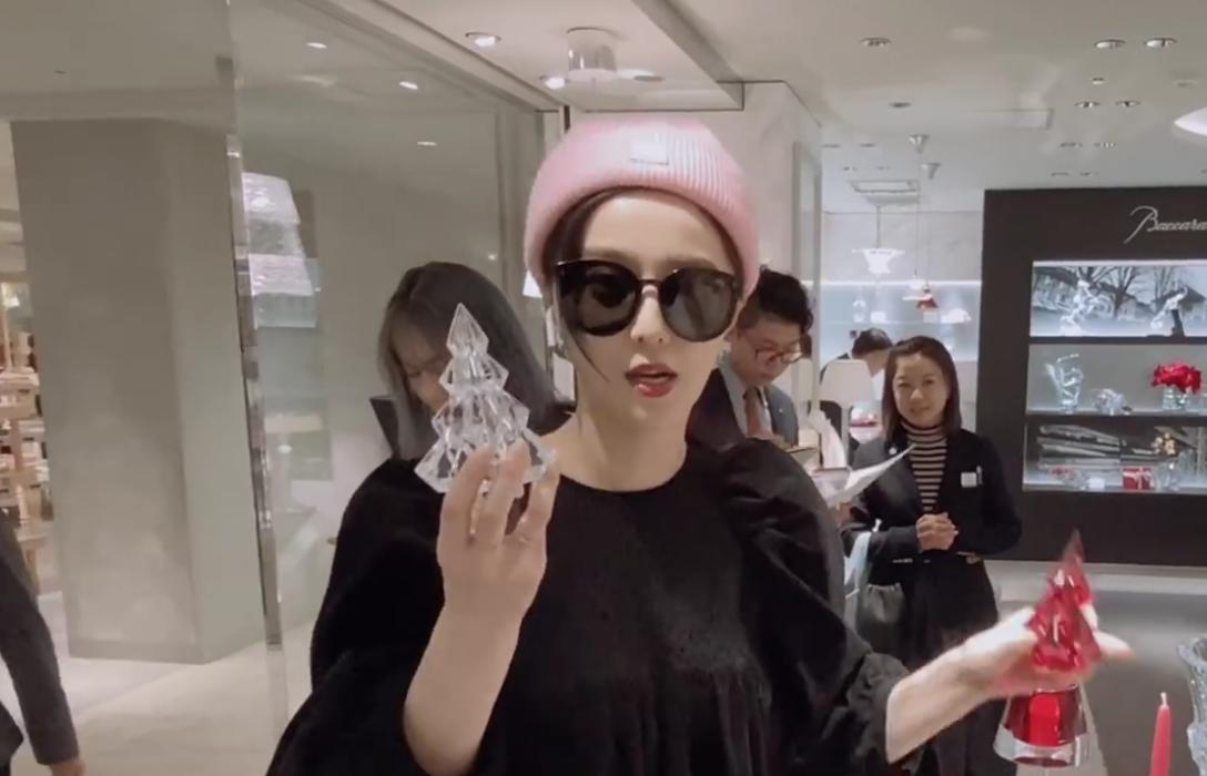 范冰冰日本过圣诞,范冰冰拍的vlog视频