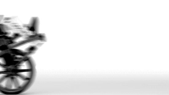 c罗购买的黑色的车 (c罗的车多少元)