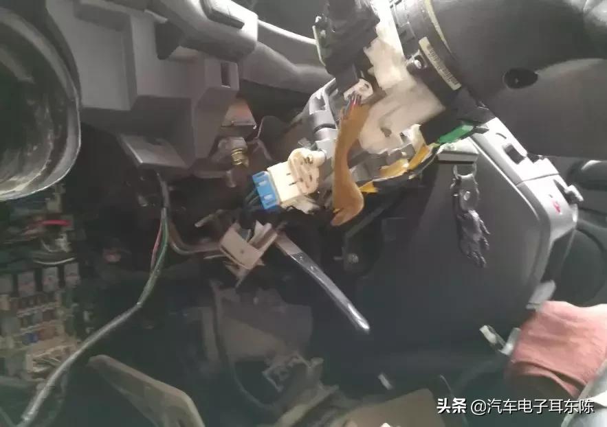 汽车喇叭不响怎么查线路,汽车喇叭不响的检查步骤