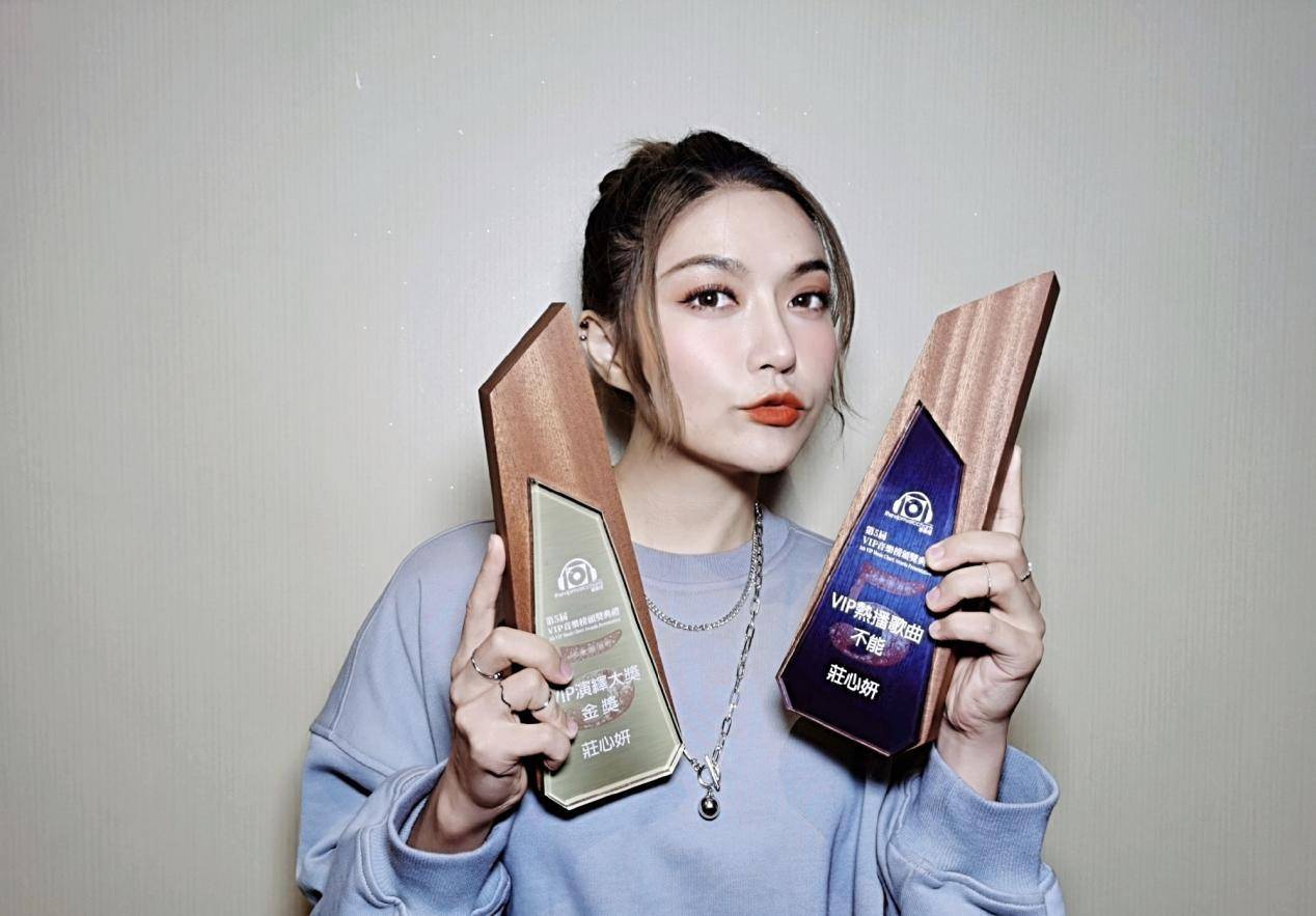 冯提莫唱庄心妍歌曲,庄心妍和邓紫棋走着走着就散了