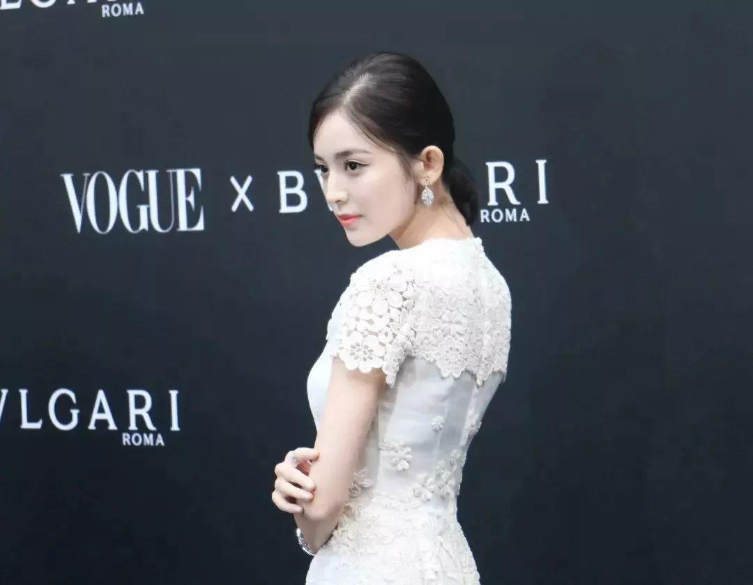 倪妮和周冬雨的差距有多大,倪妮周冬雨动作图片