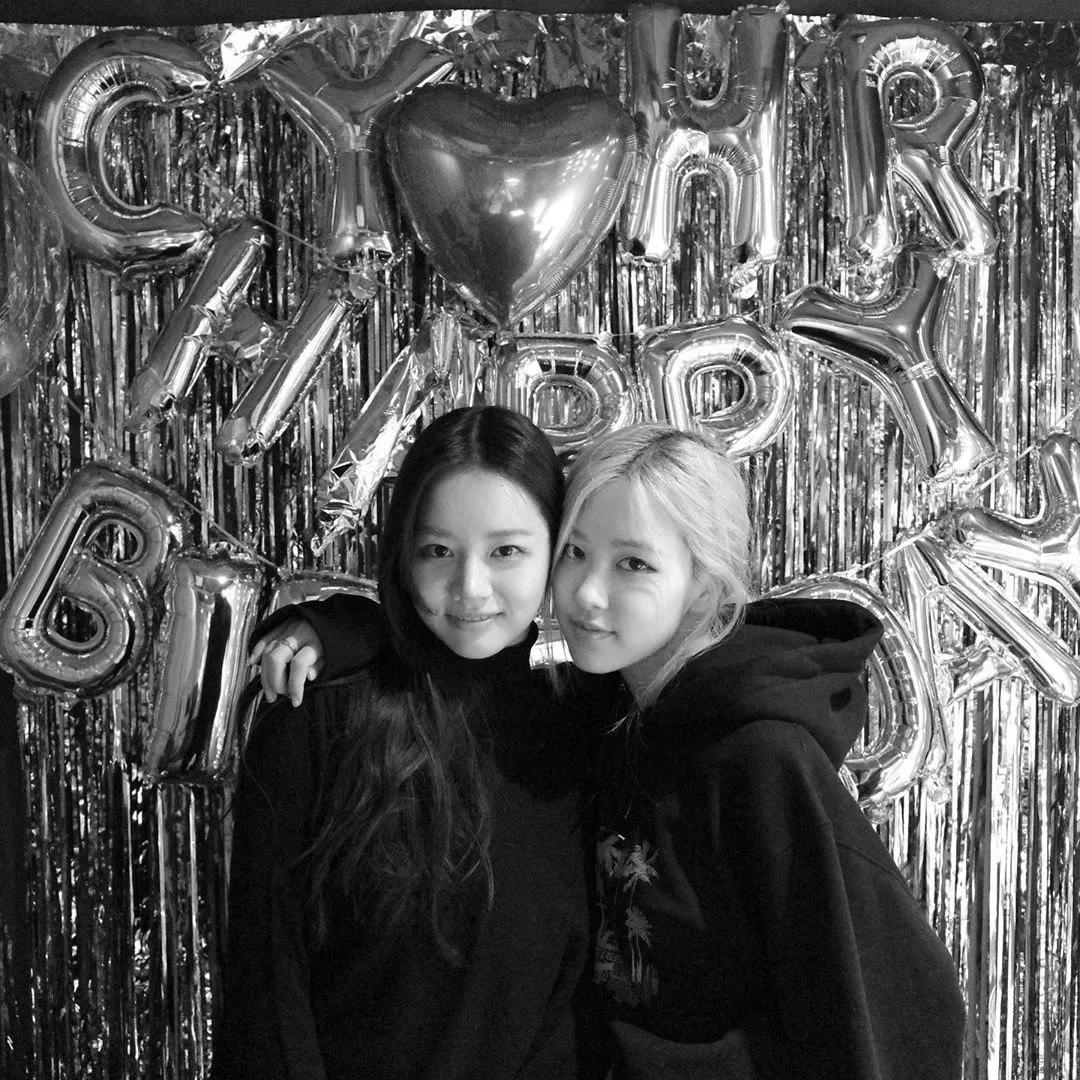 blackpink的朴彩英rosie,blackpink朴彩英澳洲玫瑰歌名