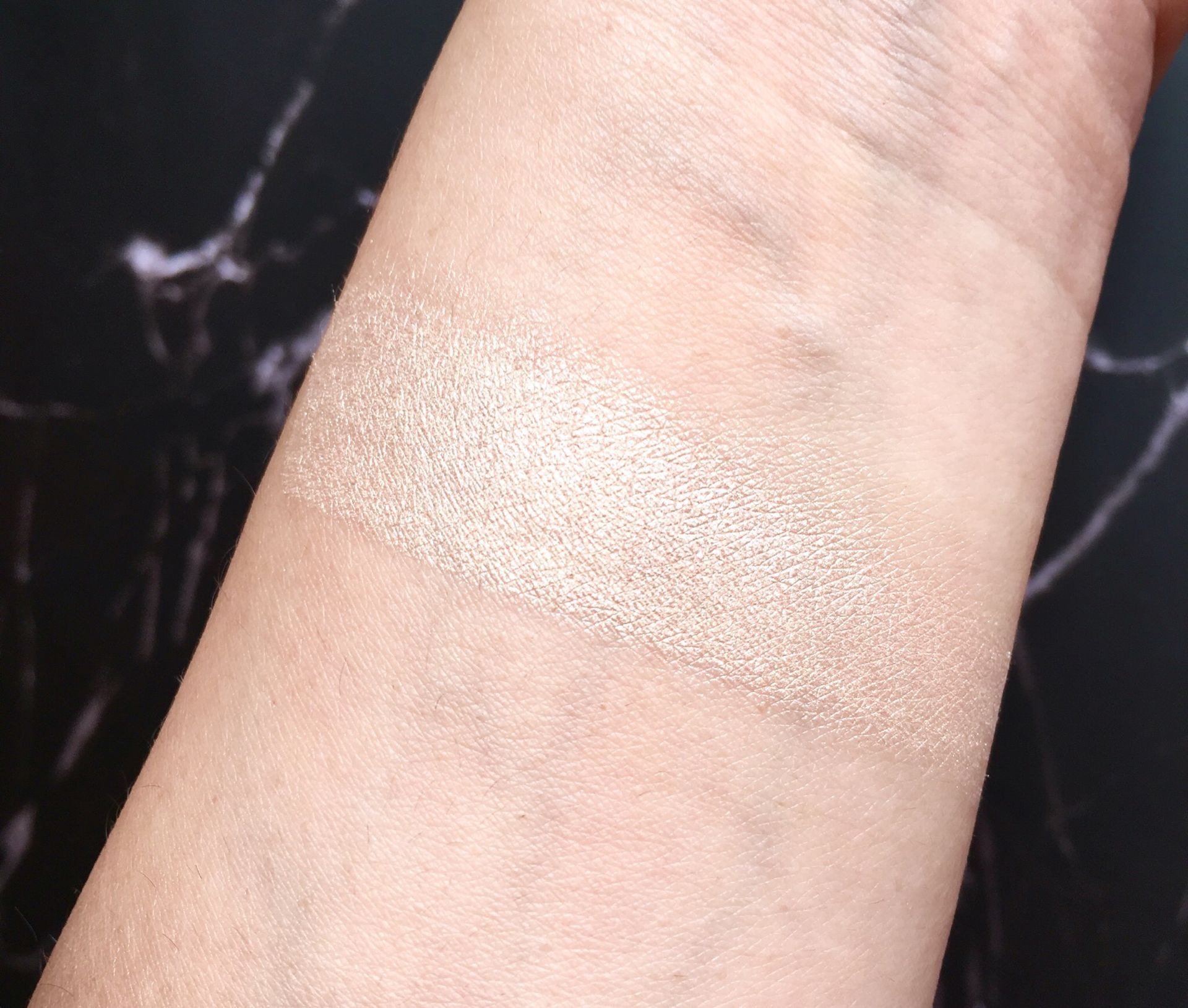 软薄皮质的化妆包推荐,好用的平价化妆包牌子推荐