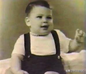 苹果创始人乔布斯简介,苹果创始人乔布斯身价多少