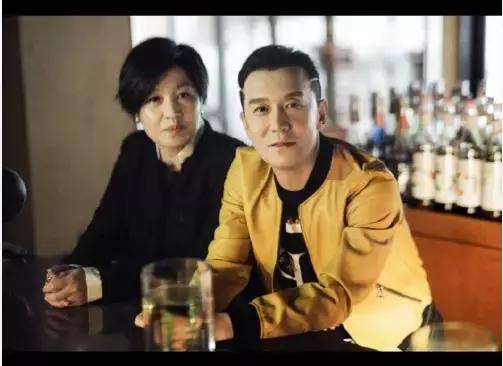 李咏从发现癌症到死亡几年,李咏得的癌症到底有多可怕