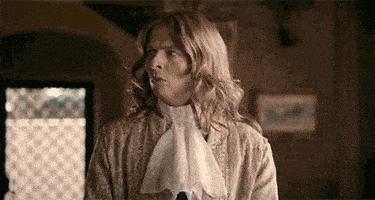 腋臭不严重怎么回事,腋臭哪个年龄段最臭