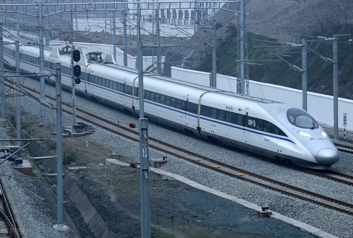 日赚2亿,日赚2亿的行业