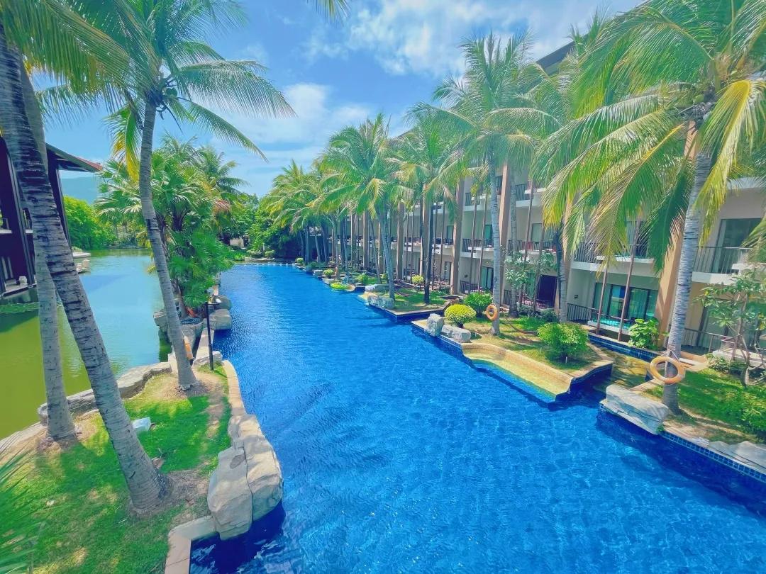 假装在马尔代夫度假,铂尔曼三亚海滩