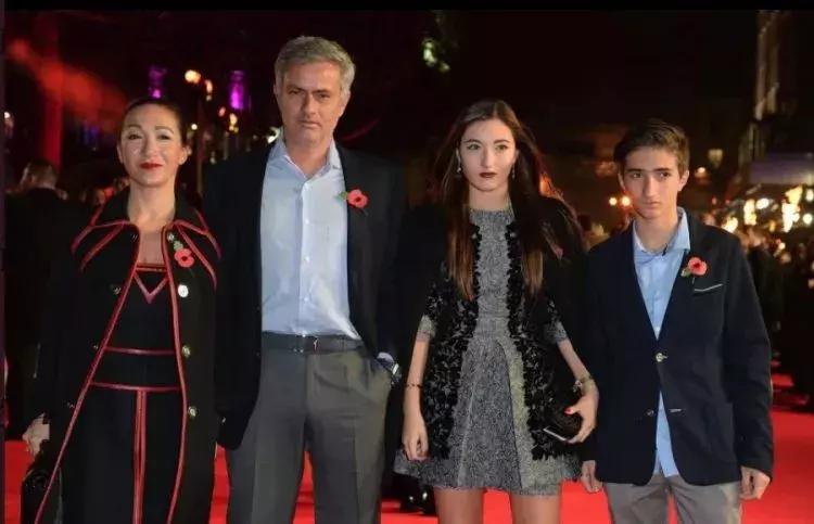 「足坛情话」穆里尼奥的所有底气，都来自这个温暖的家