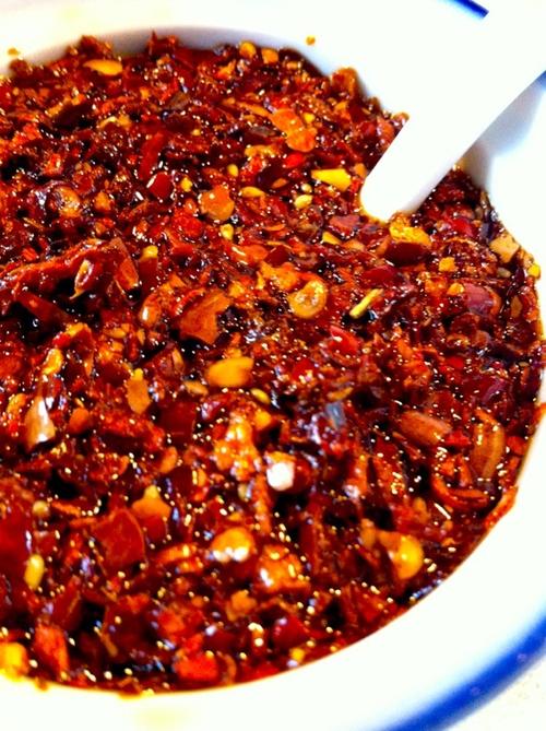 炸辣椒油不能少了这一步,炸辣椒油之前用不用先把辣椒炒熟