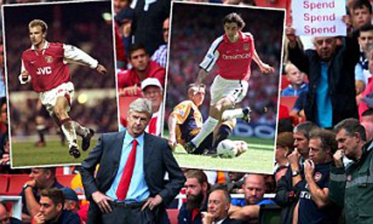 阿森纳致敬温格,温格立像