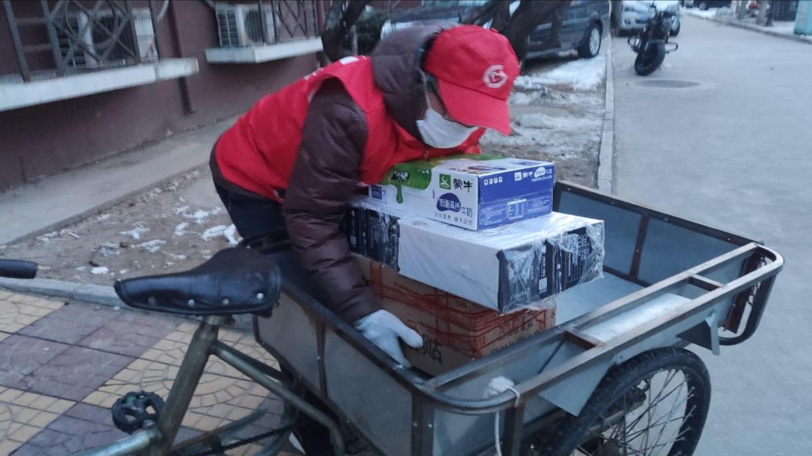 京东001号员工现状,京东一线快递员有多少人