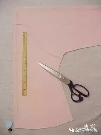 偏襟改良长袖旗袍裙的裁剪方法,两岁宝宝偏襟棉袄裁剪与制作视频