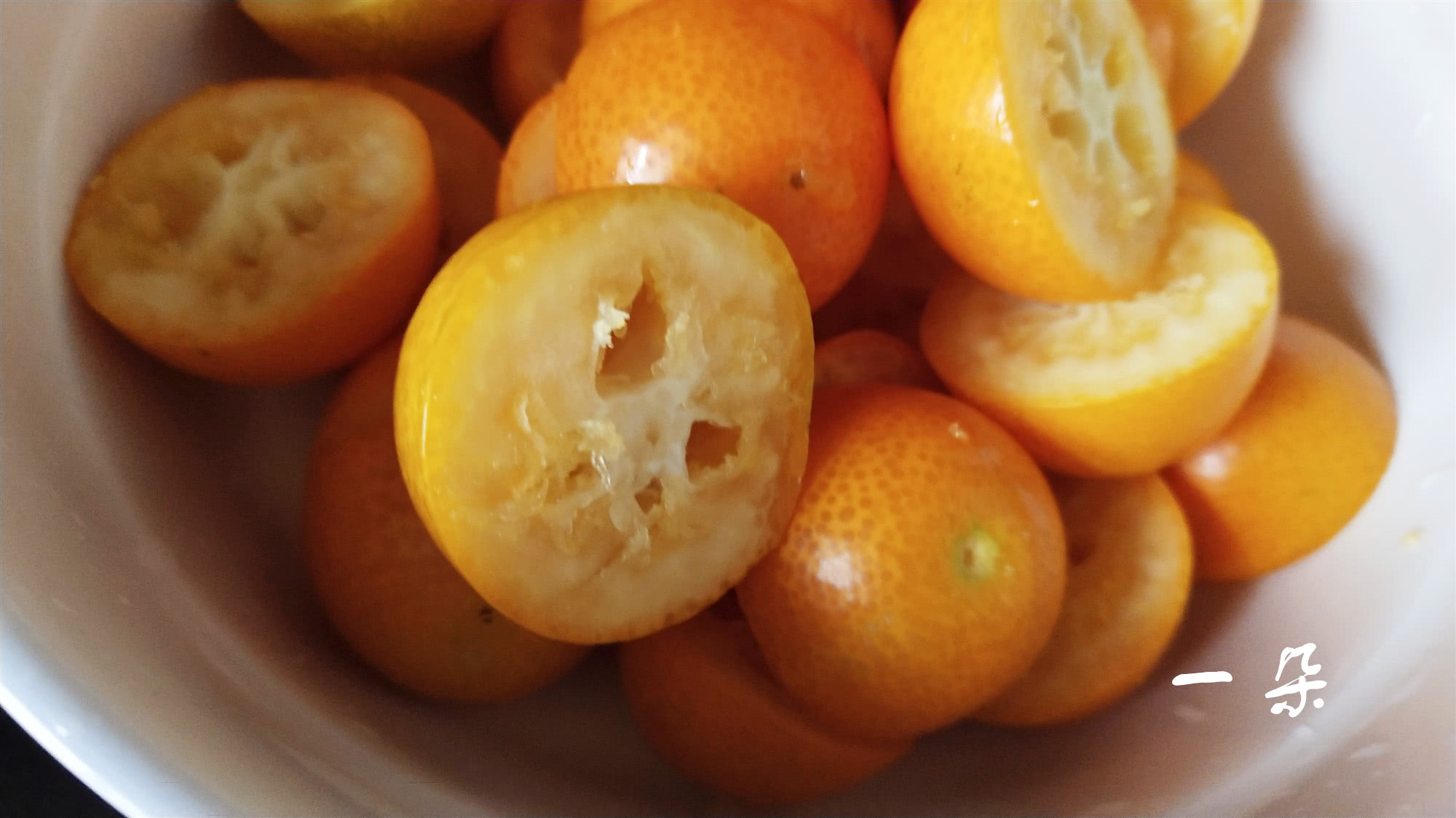 止咳化痰润肺的雪梨金桔汤,金桔梨汤怎么煮止咳润肺功效好