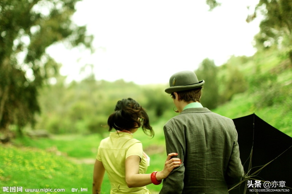 张爱玲三段姻缘,张爱玲与徐志摩的爱情