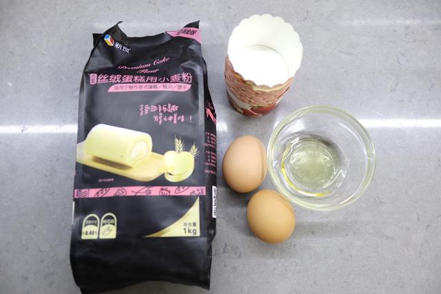 自制蛋糕不用烤箱学生党少女心,动物奶油蛋糕血糖偏高的人能吃吗