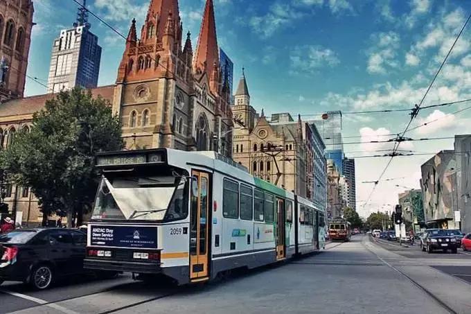 墨尔本最美海滨公路大洋路自由行,墨尔本五月精彩活动指南