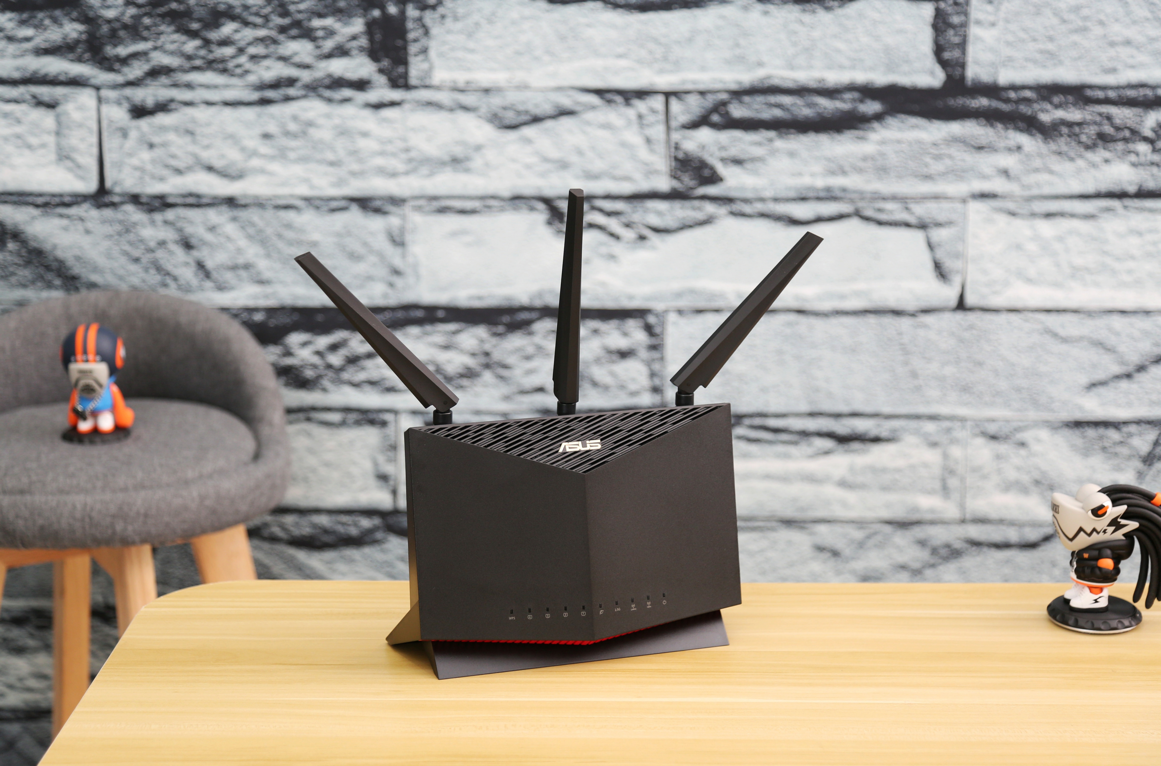 华硕rtx3060ti巨齿鲨测评,华硕巨齿鲨rt-ac86u