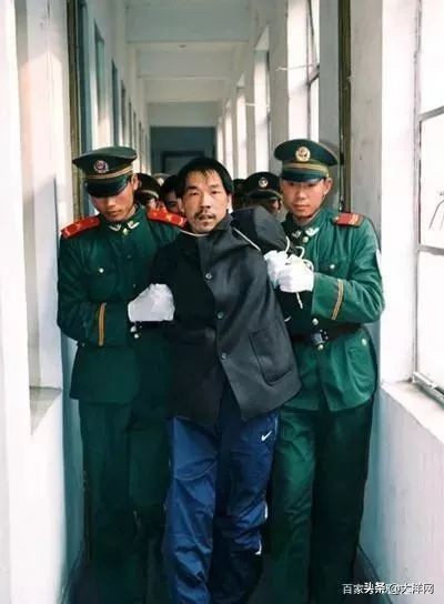 杀七人女魔头案件始末,杀七人的女魔头劳荣枝现状