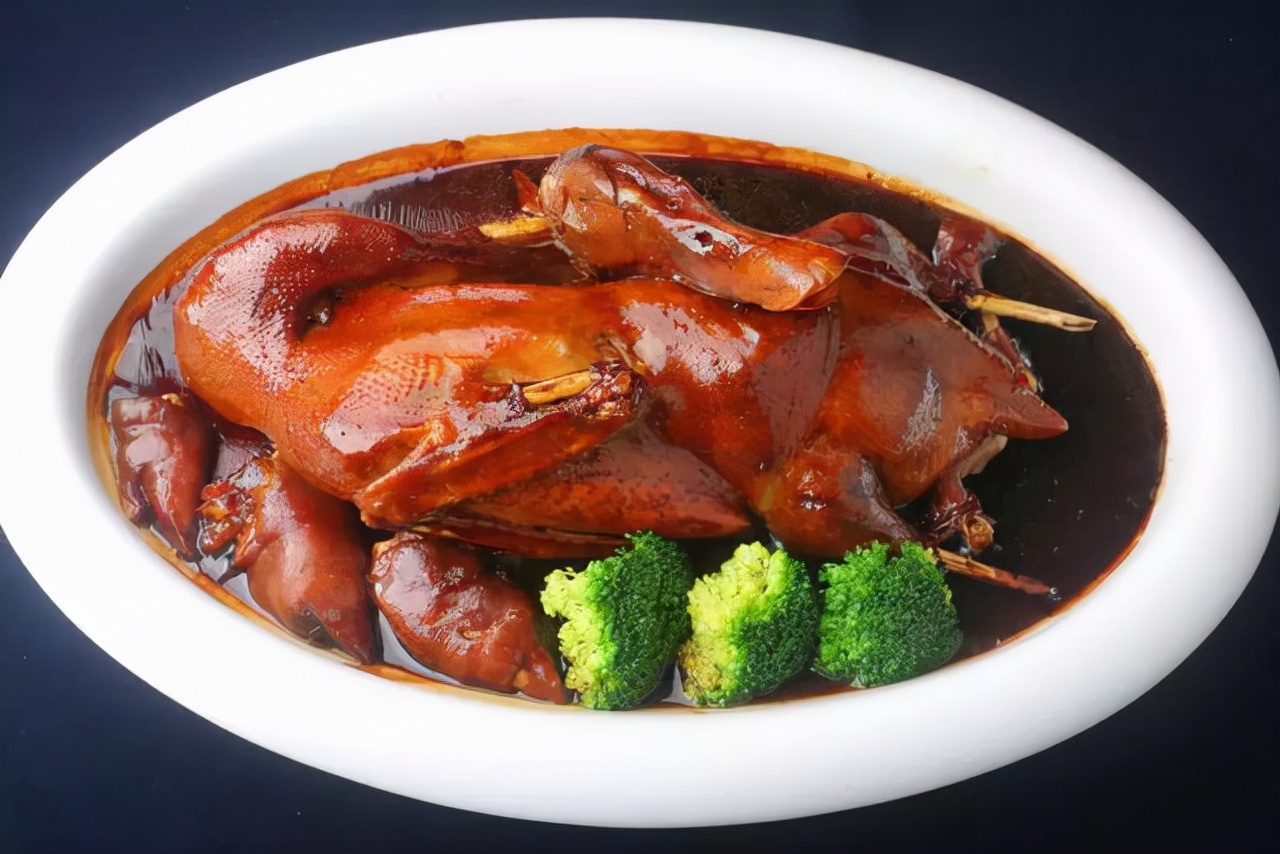 会吃的人都知道，浙江真正好吃的美食不在杭州，而是在这三座小城