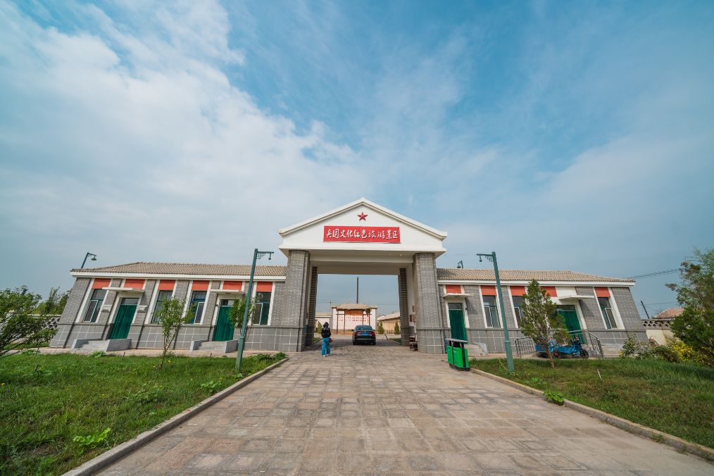 她是滔滔千里黄河的宠儿,阴山之下、河套之上的掌上明珠