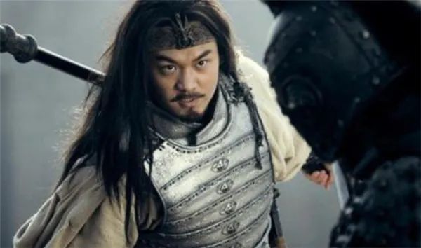 马超如何评价许褚和张飞,如何评价马超这个人