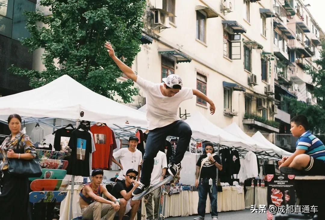 成都美食街排名第一,成都建设路美食街在哪里