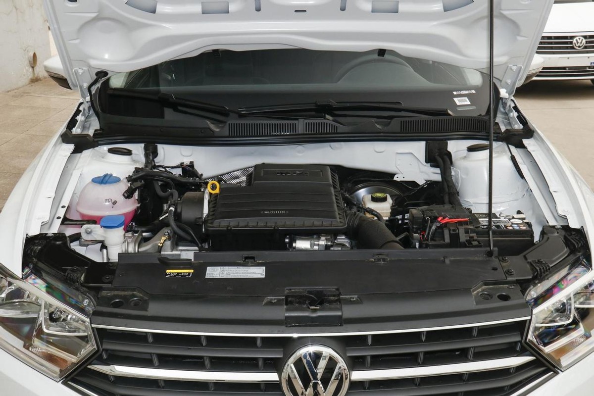 宝来6万多吗,大众宝来传奇卖8000可信么