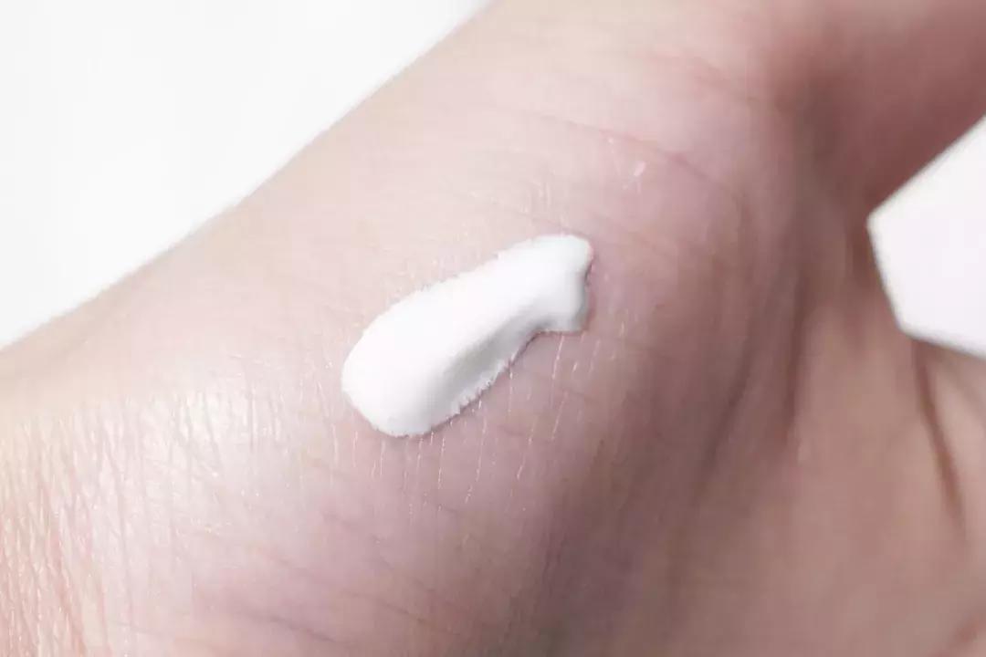 100款热门防晒霜,找一款适合我的防晒霜