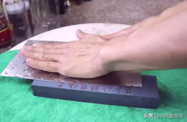 菜刀怎么选择才锋利,菜刀咋挑选